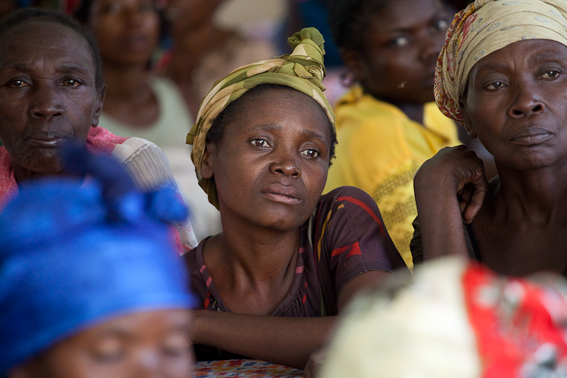 Photo par André Thiel © Surivantes de violences sexuelles soignées à l'Hôpital Panzi, Bukavu